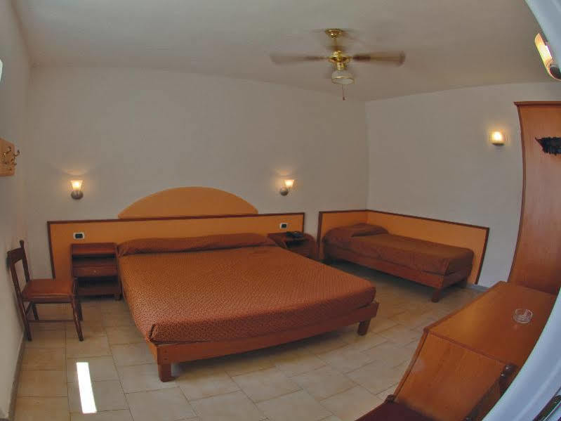 Hotel Villaggio Club Altalia Brancaleone Zewnętrze zdjęcie